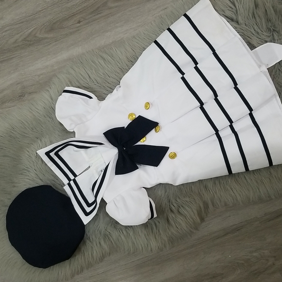 Captain's dress - Picture 6 of 6